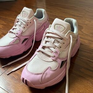 Adidas, Size 8.5, Women’s Sneakers, Pink